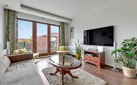 Lion Apartments - Parkur 2